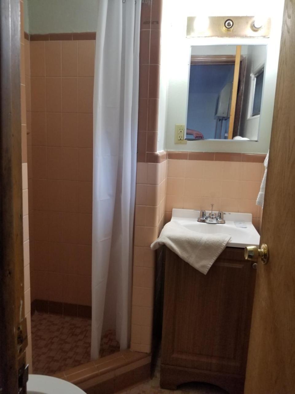 Budget Inn And Suites Eagan Buitenkant foto